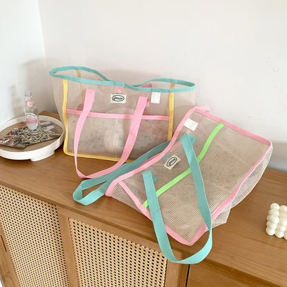 Beach mesh tote bag